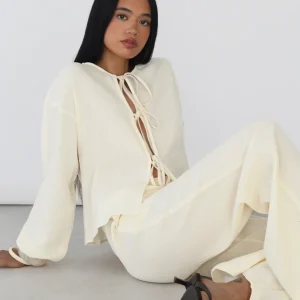 Blouse texturée à nouer