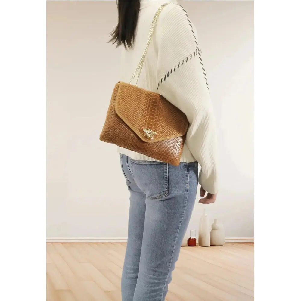 Sac bandoulière chaîne cuir femme croco camel – Image 4