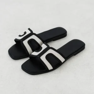 Sandales plates tissu