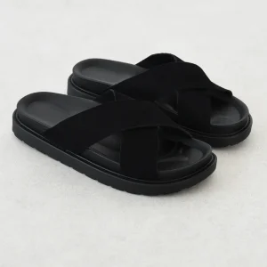 Sandales à brides croisées