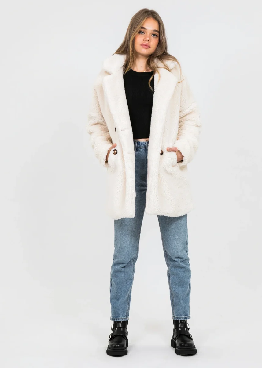 Manteau fausse fourrure crème – Image 4