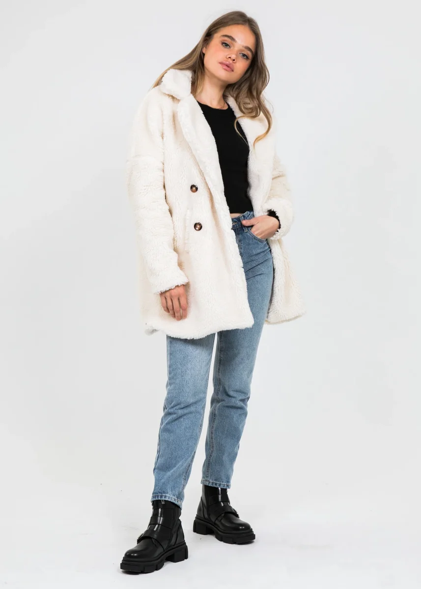 Manteau fausse fourrure crème – Image 5