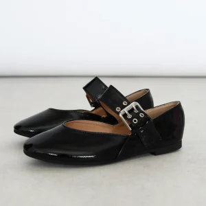 Ballerines à brides boucle