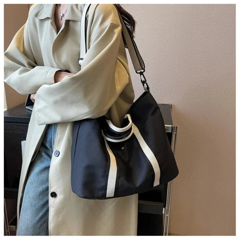 Sac Bandoulière Imperméable Femme – Image 3