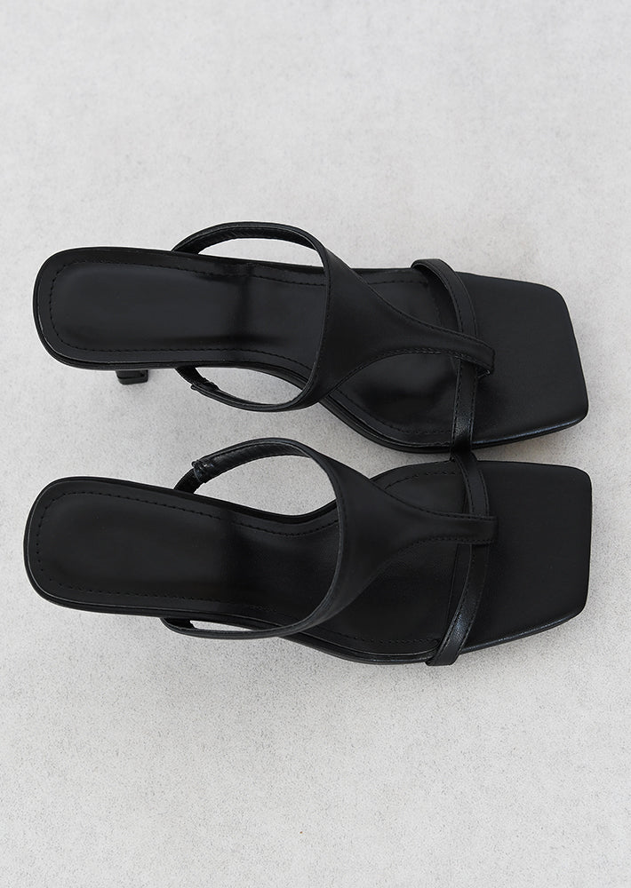 Sandales à talon avec entredoigt – Image 4