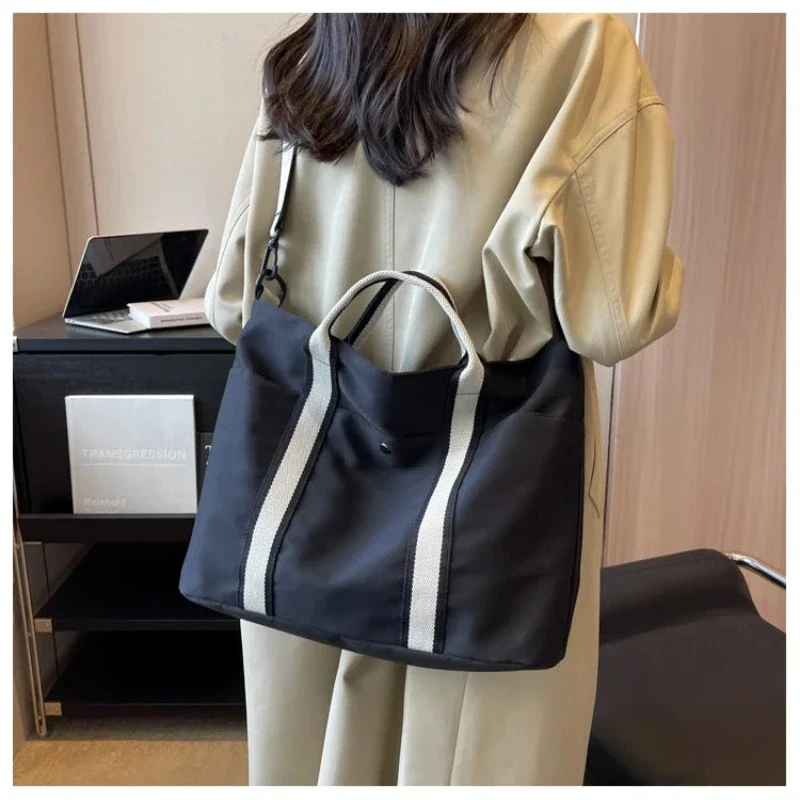 Sac Bandoulière Imperméable Femme – Image 4